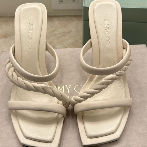 Jimmy Choo Diosa 90 leather sandal in color Latte - Picture 4 of 10